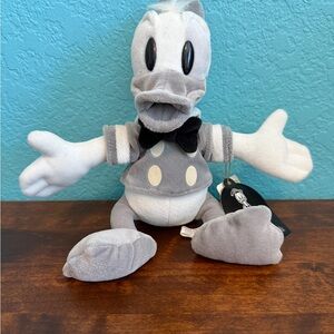 TOKYO DISNEYLAND Monochrome DONALD DUCK Plush 8” NWT
